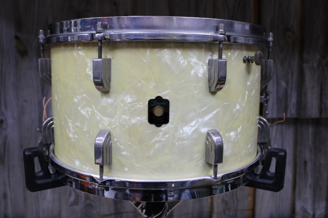 Leedy 'July 1940' Broadway Standard 14x8 in White Marine Pearl